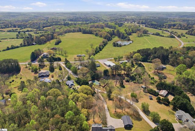 421 Hotrod Lane, Walhalla, SC 29691