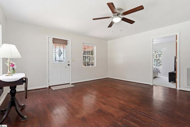 421 Hotrod Lane, Walhalla, SC 29691