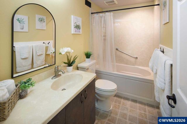 3367 NW Walnut Bl, Corvallis, OR 97330