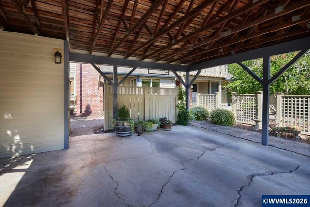 3367 NW Walnut Bl, Corvallis, OR 97330
