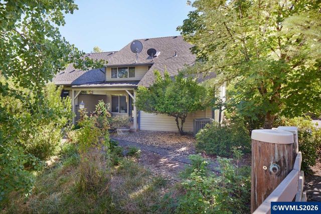 3367 NW Walnut Bl, Corvallis, OR 97330