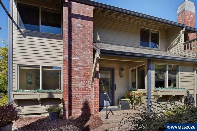 3367 NW Walnut Bl, Corvallis, OR 97330