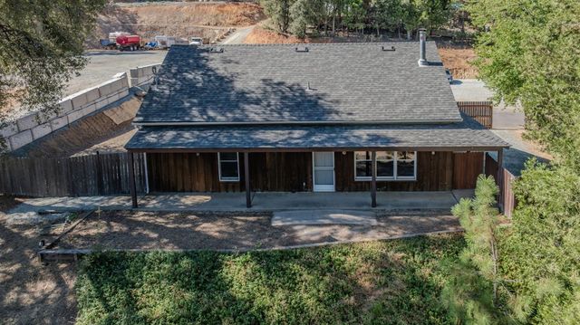 19555 State Highway 88, Pine Grove, CA 95665