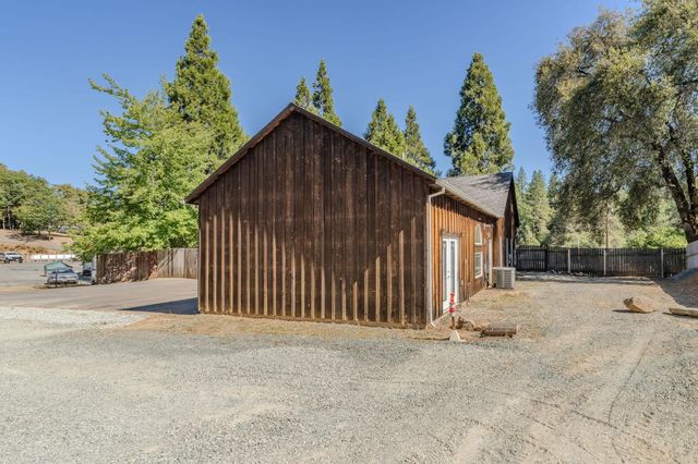 19555 State Highway 88, Pine Grove, CA 95665