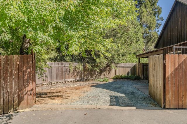19555 State Highway 88, Pine Grove, CA 95665