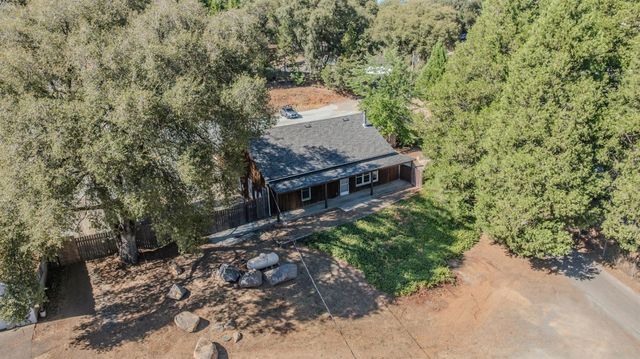 19555 State Highway 88, Pine Grove, CA 95665