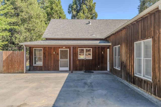 19555 State Highway 88, Pine Grove, CA 95665