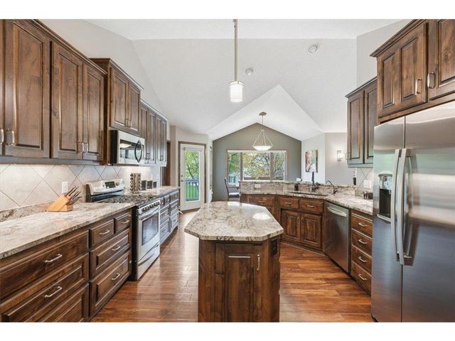 11825 Erskin Circle, Blaine, MN 55449