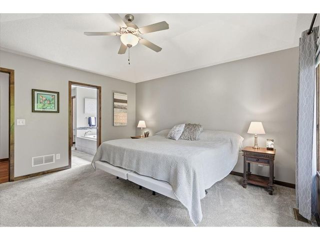 11825 Erskin Circle, Blaine, MN 55449
