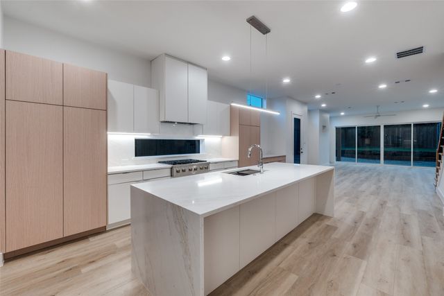 4515 Afton Street, Dallas, TX 75219