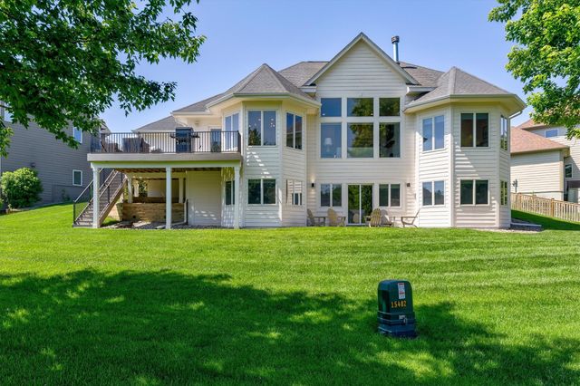 3915 154th Court, Urbandale, IA 50323