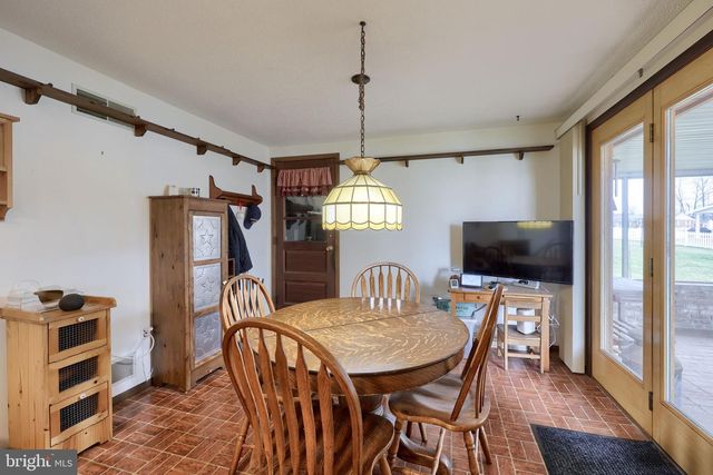 2765 NORTHVUE LN, York, PA 17408