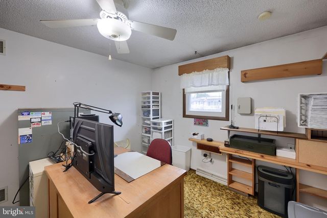 2765 NORTHVUE LN, York, PA 17408