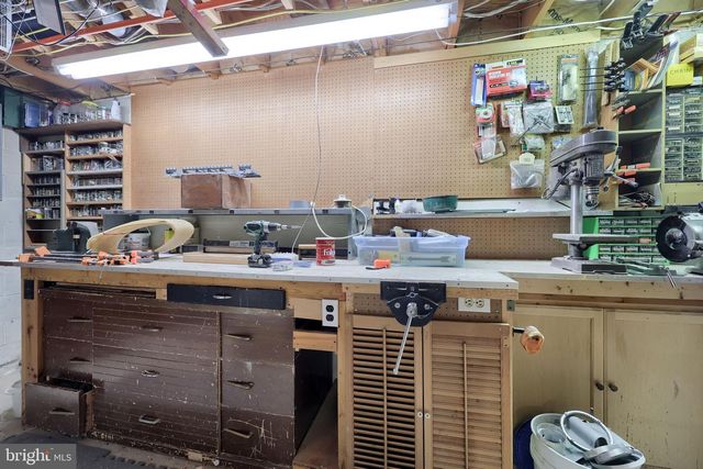 2765 NORTHVUE LN, York, PA 17408