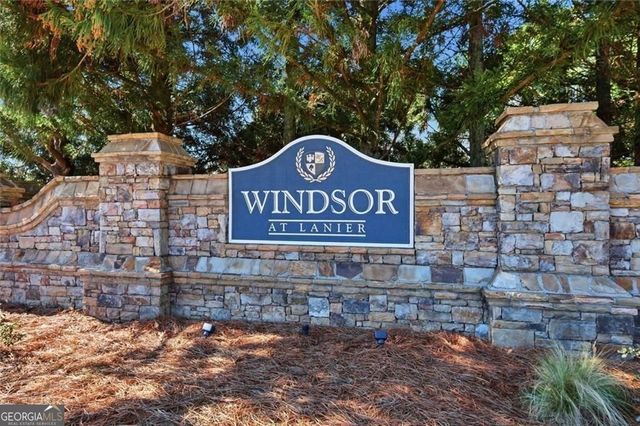 2332 Saint Kennedy Lane, Buford, GA 30518