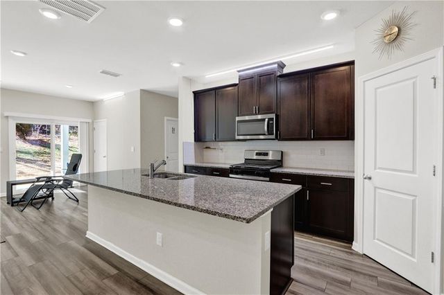 2699 Greenbelt Road, Snellville, GA 30078