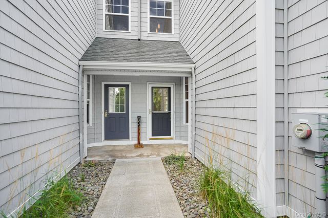 504 Southview Drive, Poughkeepsie, NY 12601