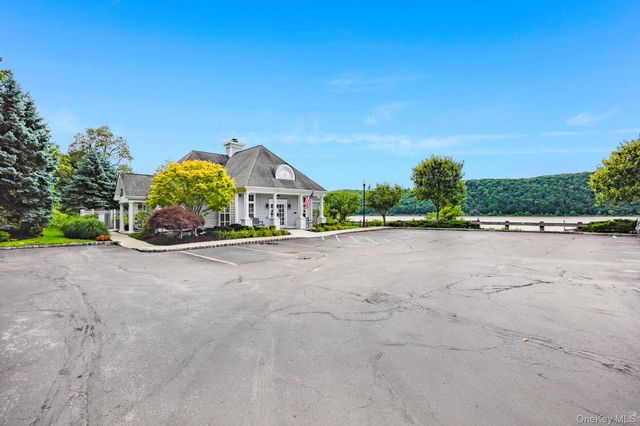 504 Southview Drive, Poughkeepsie, NY 12601