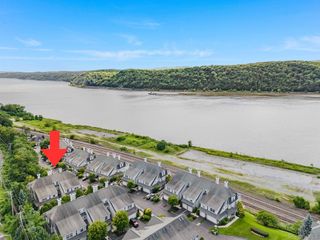 504 Southview Drive, Poughkeepsie, NY 12601