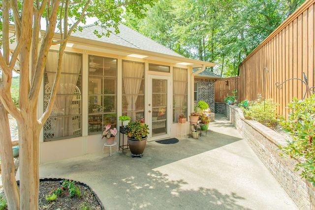 110 Timber Creek Court, Lindale, TX 75771
