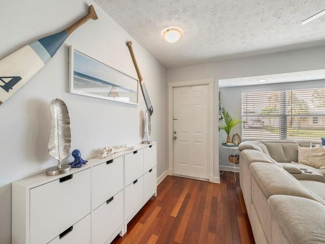 121 NW Doreen St, Port St Lucie, FL 34983