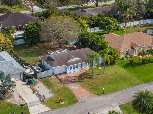 121 NW Doreen St, Port St Lucie, FL 34983
