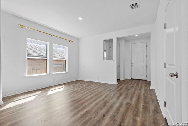 2056 Cowan, New Braunfels, TX 78132