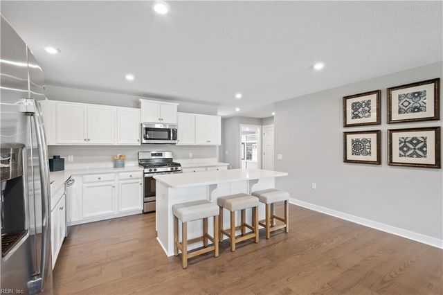 212 Joy LN, Suffolk, VA 23435