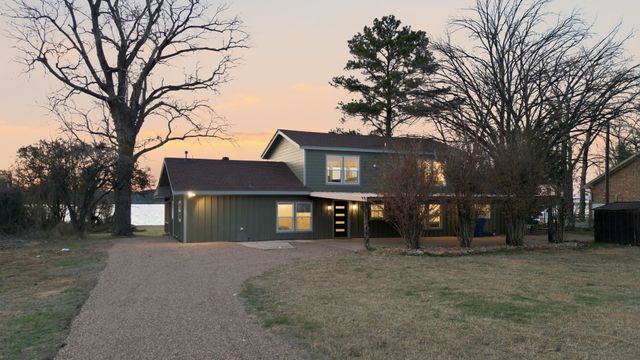 1031 Airport Road, Graford, TX 76449