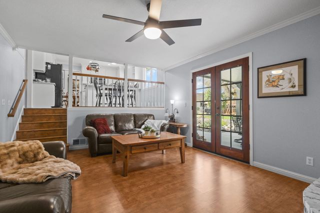 7036 Tucker Lane, Redding, CA 96002