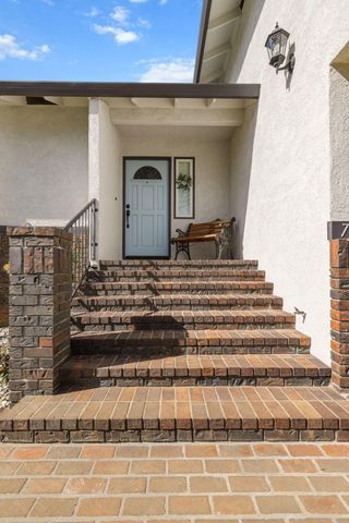 7036 Tucker Lane, Redding, CA 96002