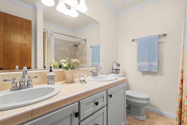 7036 Tucker Lane, Redding, CA 96002