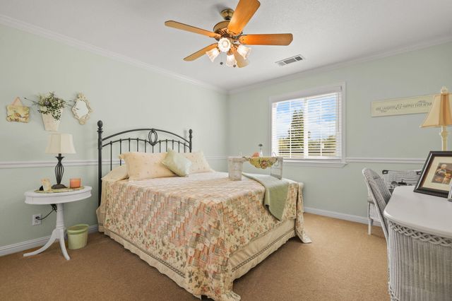 7036 Tucker Lane, Redding, CA 96002