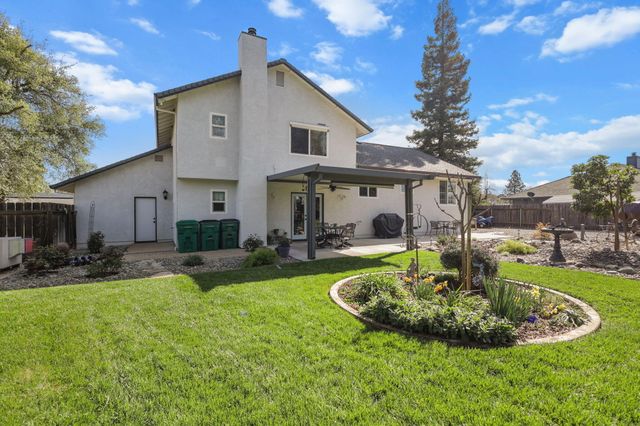 7036 Tucker Lane, Redding, CA 96002