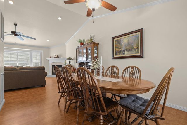 7036 Tucker Lane, Redding, CA 96002