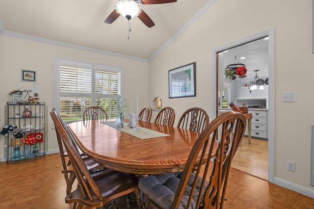 7036 Tucker Lane, Redding, CA 96002