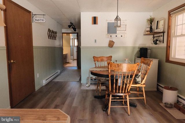 1052 CENTRE TPKE, Orwigsburg, PA 17961