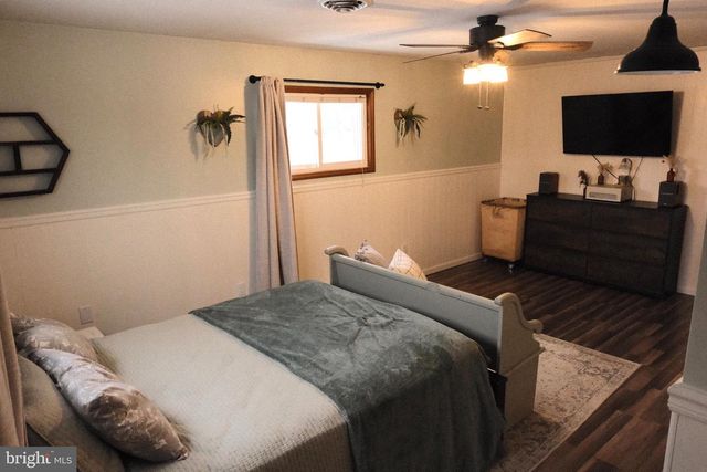 1052 CENTRE TPKE, Orwigsburg, PA 17961