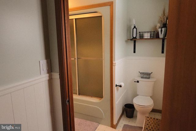 1052 CENTRE TPKE, Orwigsburg, PA 17961