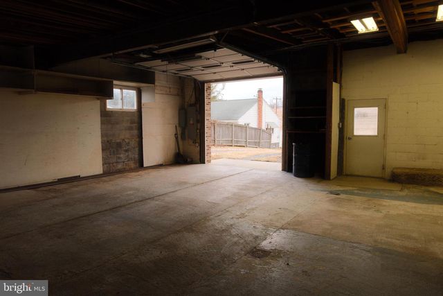 1052 CENTRE TPKE, Orwigsburg, PA 17961