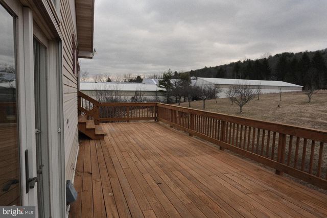 1052 CENTRE TPKE, Orwigsburg, PA 17961