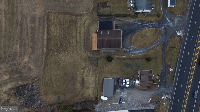 1052 CENTRE TPKE, Orwigsburg, PA 17961