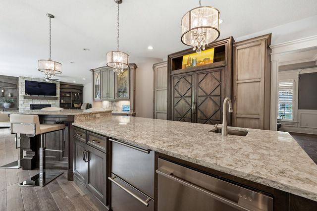 3704 Elio Way, Valparaiso, IN 46385
