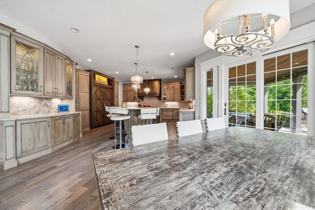 3704 Elio Way, Valparaiso, IN 46385