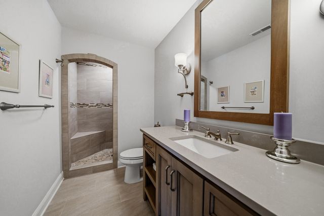 3704 Elio Way, Valparaiso, IN 46385