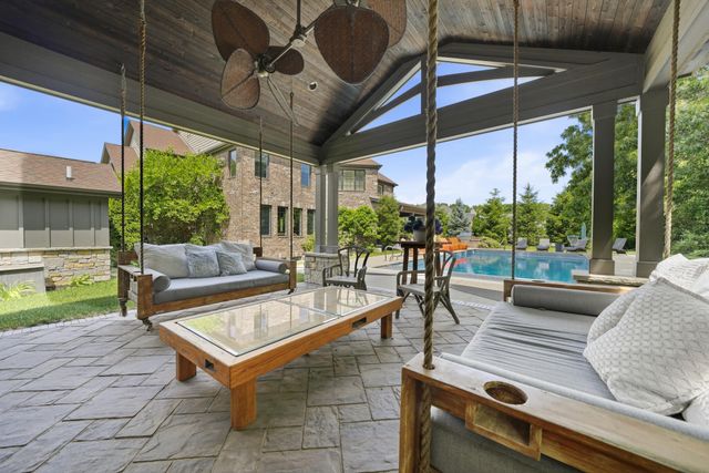 3704 Elio Way, Valparaiso, IN 46385