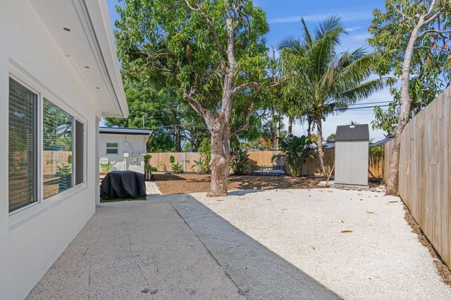 1517 NW 12th Avenue, Fort Lauderdale, FL 33311