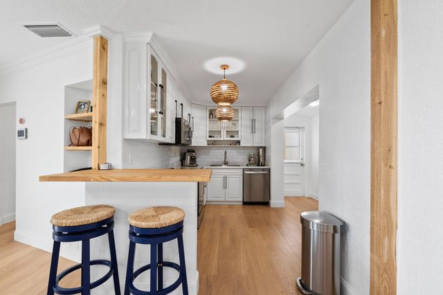 1517 NW 12th Avenue, Fort Lauderdale, FL 33311