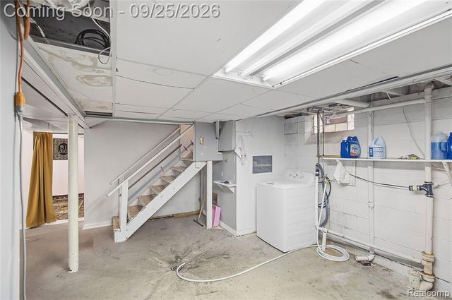 12040 W Parkway Street, Detroit, MI 48239