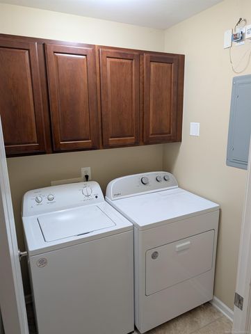 32990 Redstone Drive 103, Chesterfield Twp, MI 48047